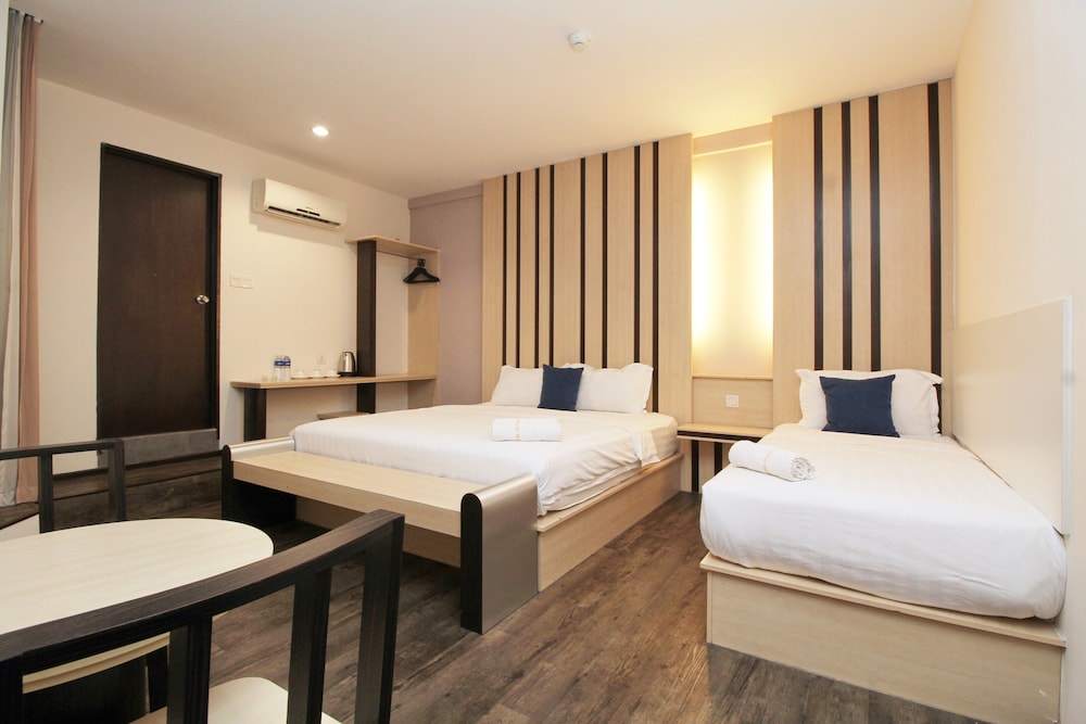 Hotel Zamburger Klang 7/28