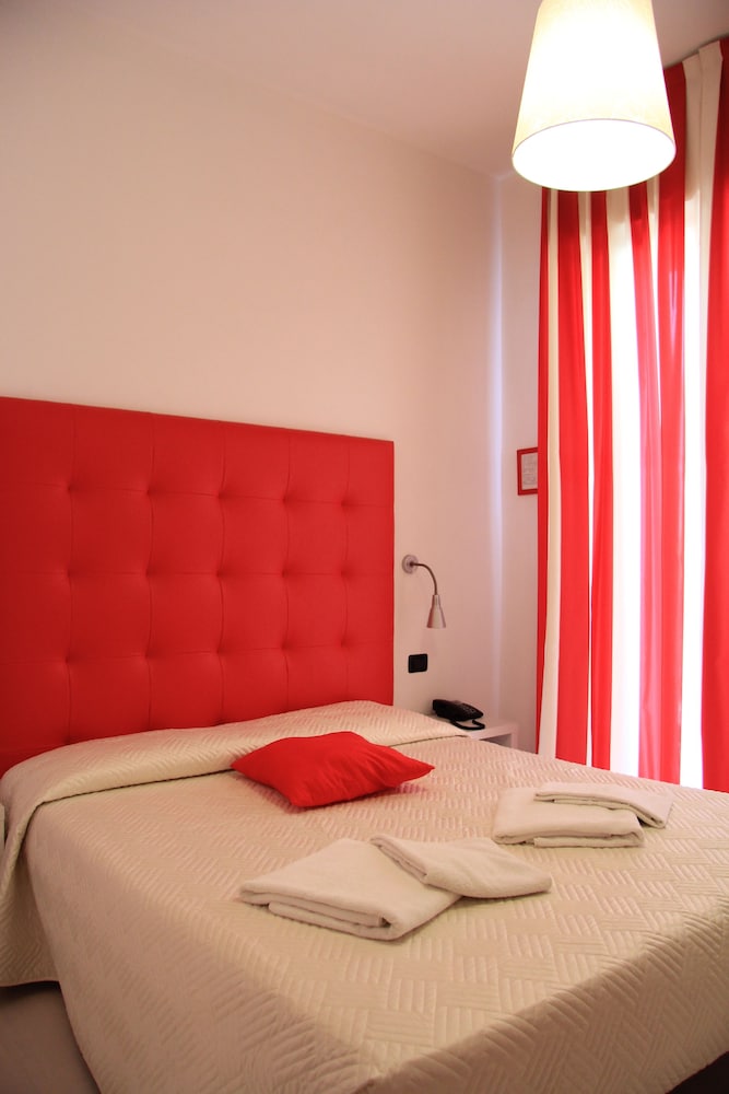 Hotel Leonardo &amp; Residenza Marconi 22/50