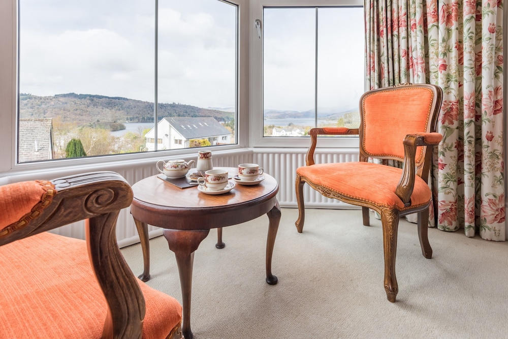 Blenheim Lodge 27/50