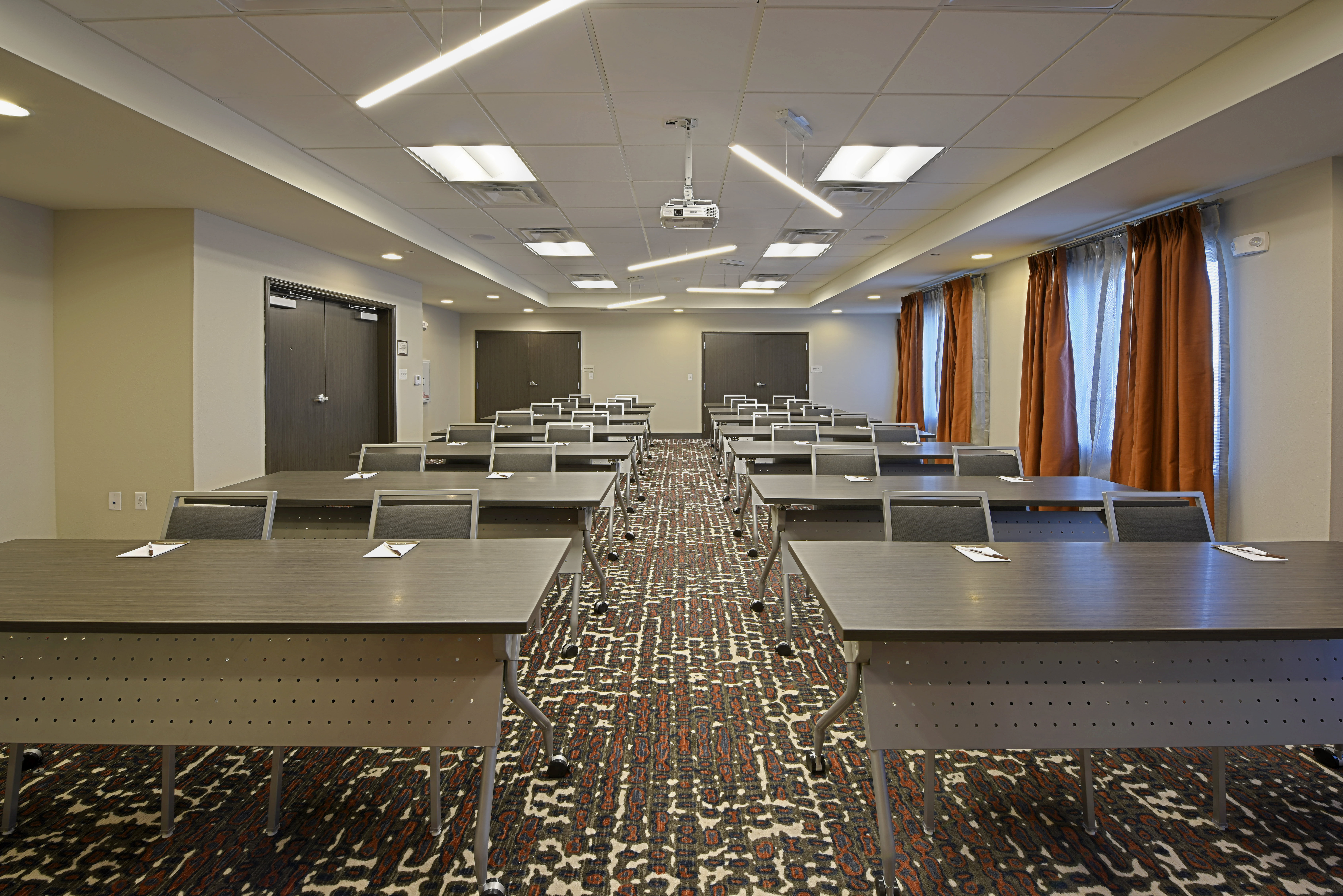 STAYBRIDGE SUITES LITTLE ROCK - MEDICAL CENTER 51/66