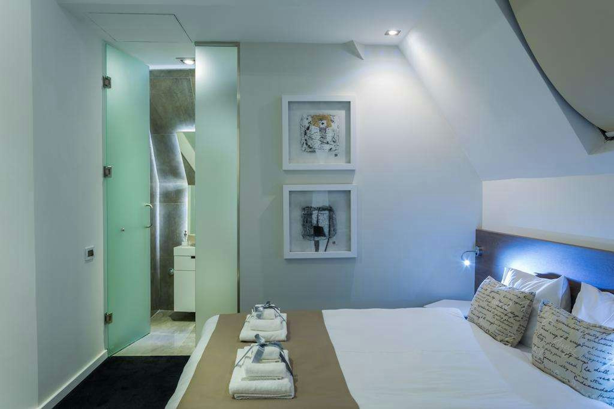 Eter Hotel 16/70