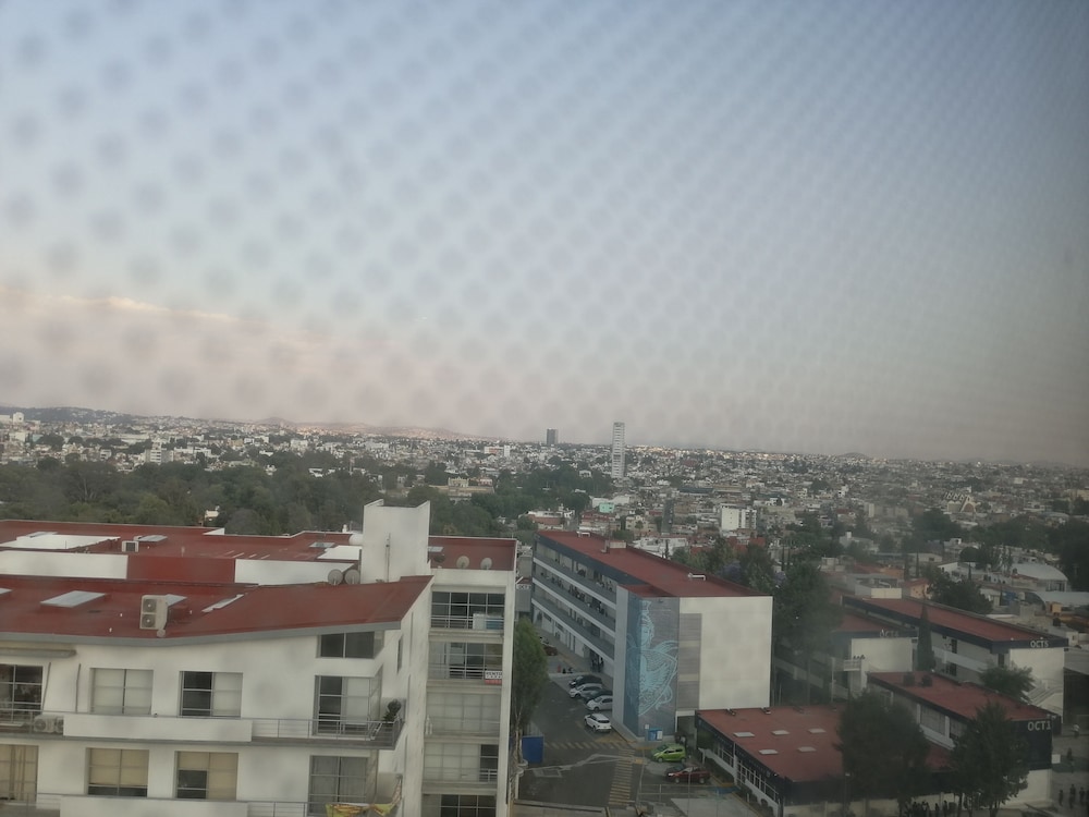 Wyndham Puebla Angelopolis 43/46