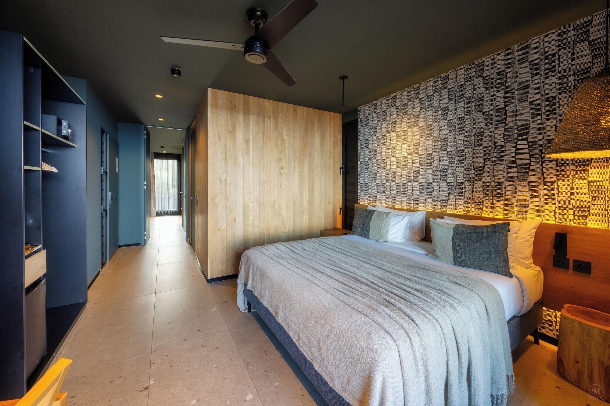Wood Hotel & Spa 16/50