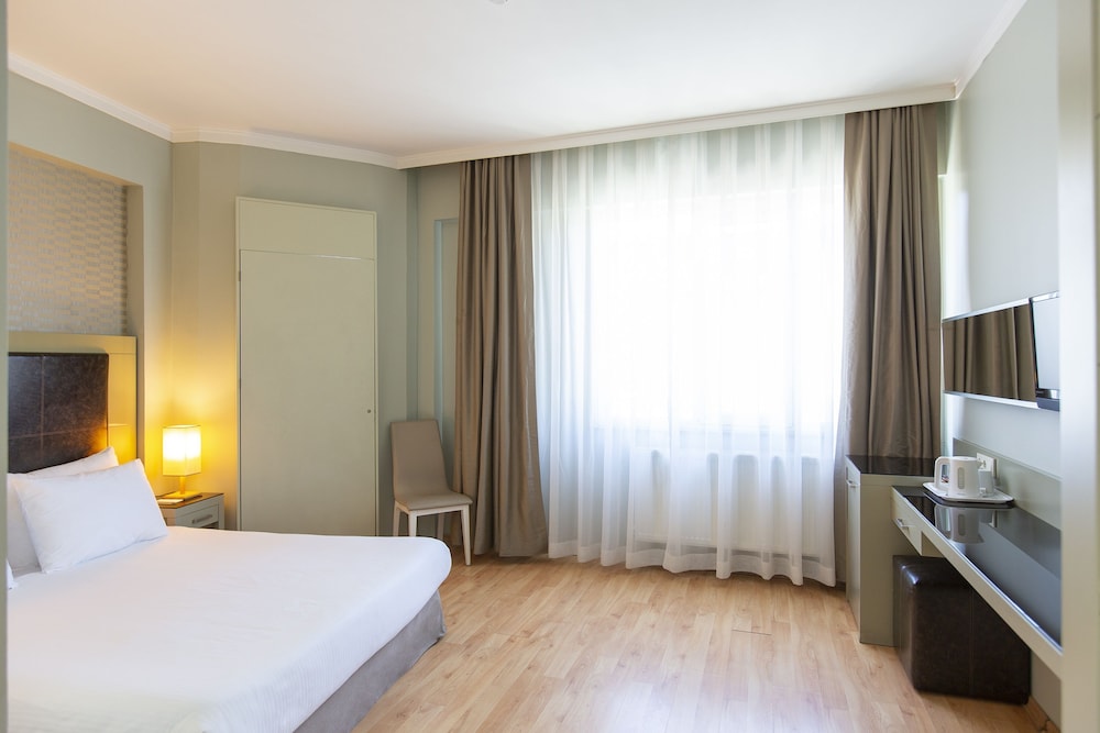 Hotellino 21/63
