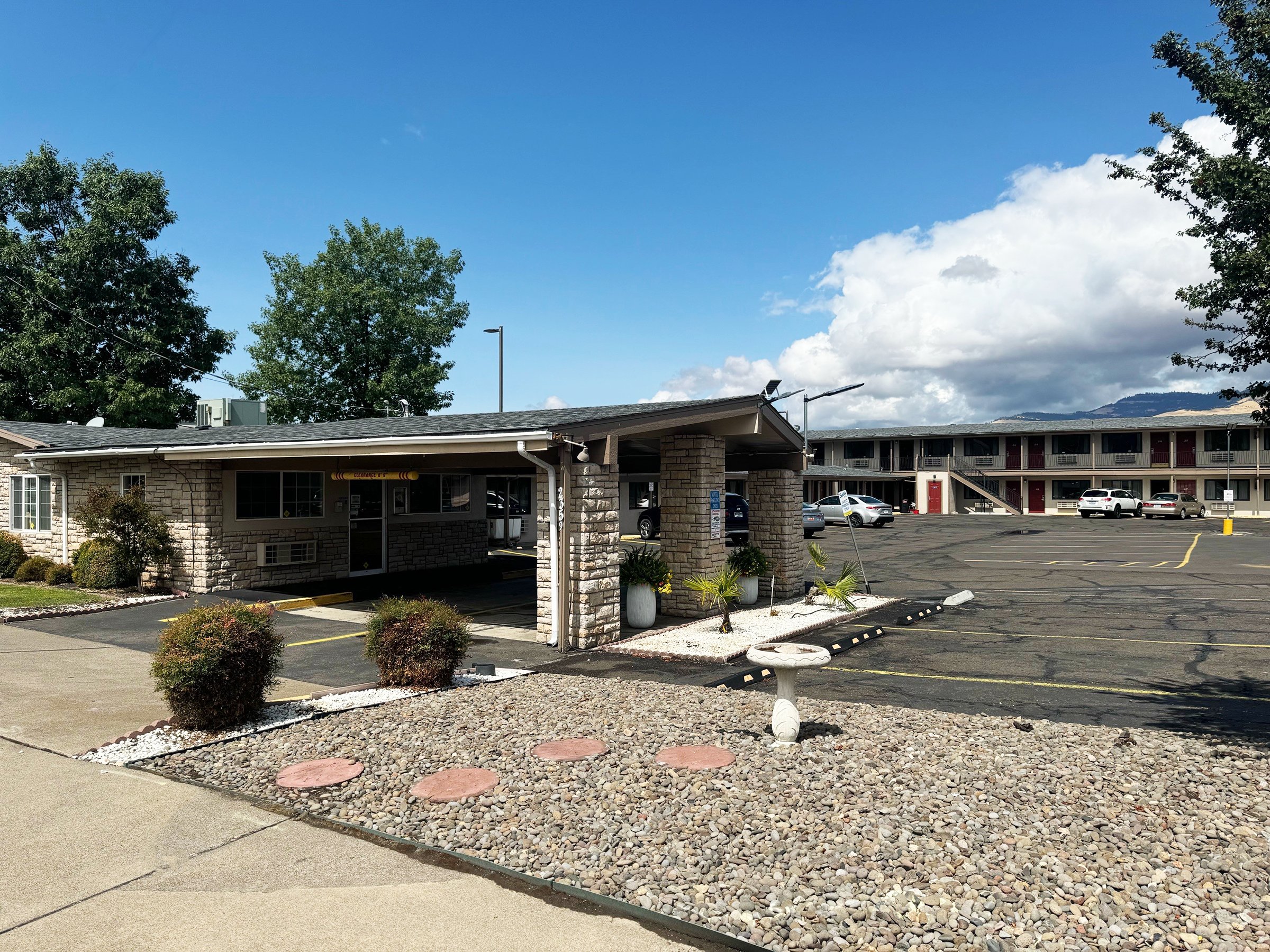 Scottish Inns Ashland 27/29