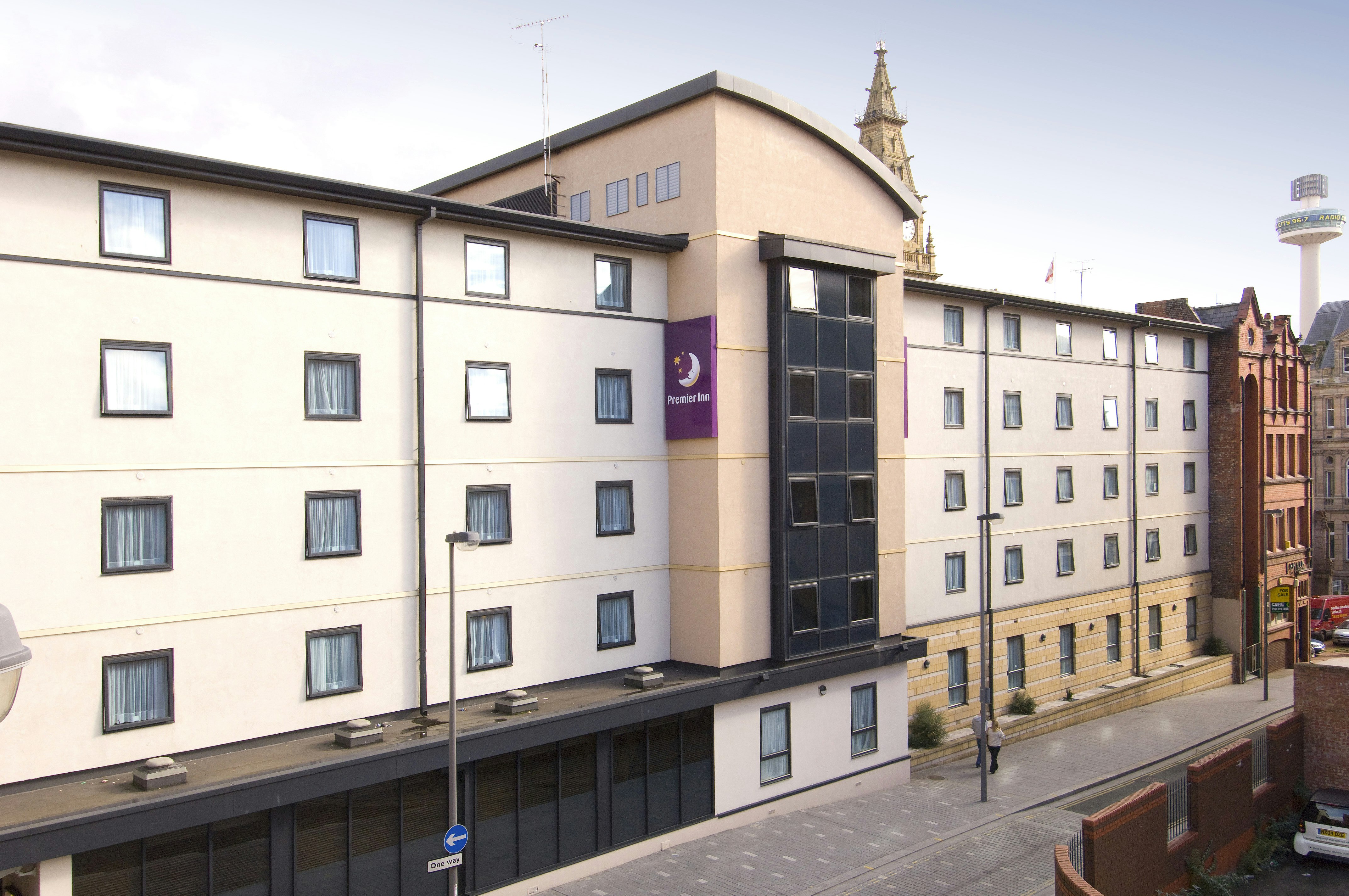 Premier Inn Liverpool City Centre (Moorfields) Hotel in LIVERPOOL