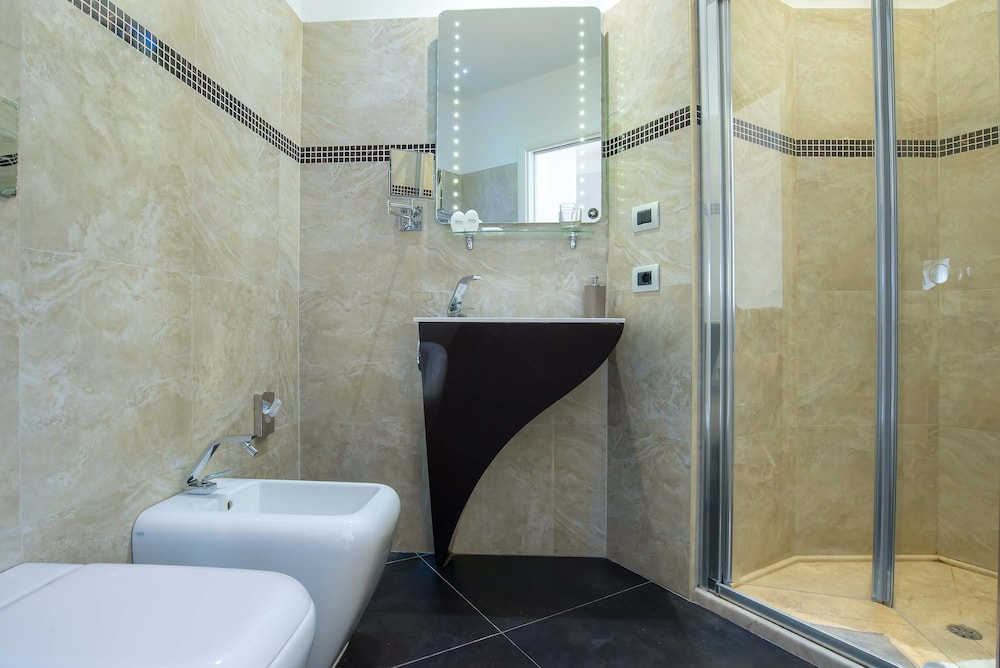 Pantheon Caesar Relais 69/72
