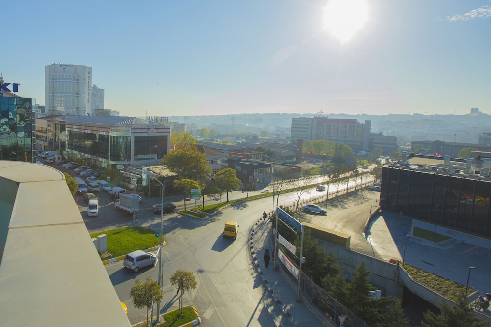 Grand Istanbul Airport Hotel 31/36