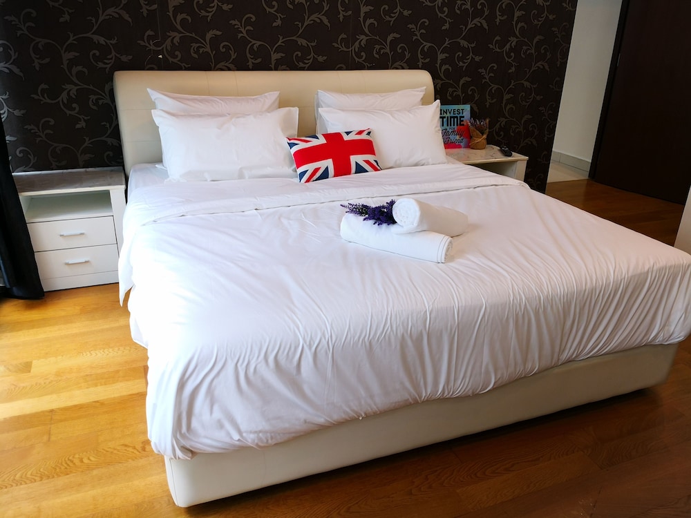 Upper View Regalia Hotel 12/50