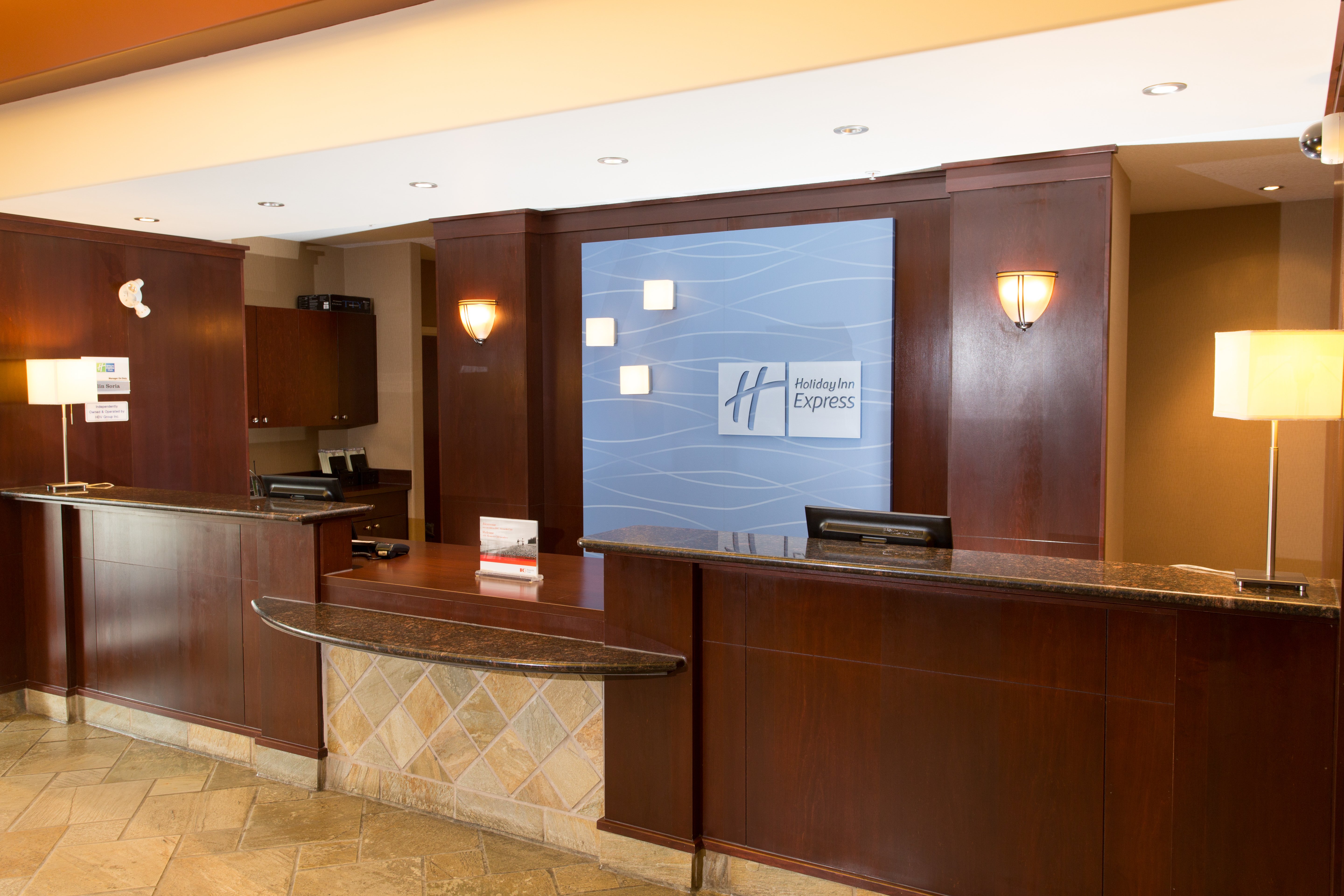 Holiday Inn Express Suites Slave Lake 14/69