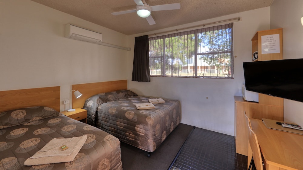 Gunnedah Motor Inn 21/25