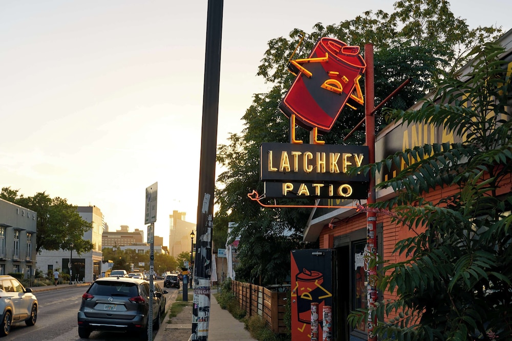 Sentral East Austin 1614 47/56