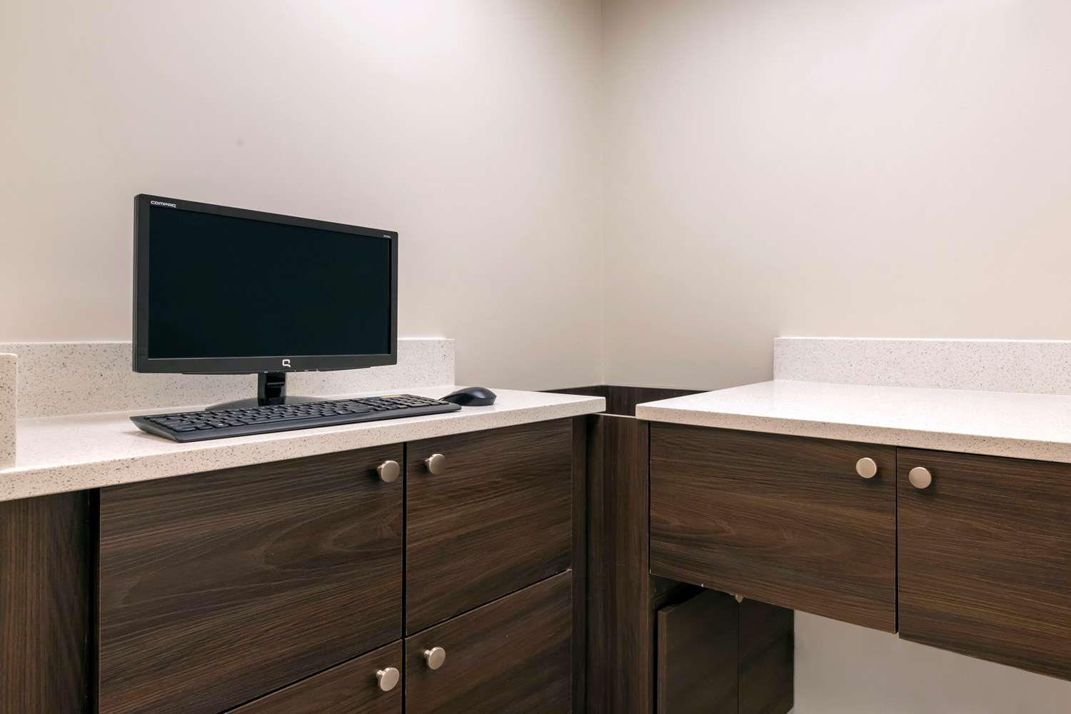 Quality Inn Saint Petersburg North - Tampa Bay 30/33