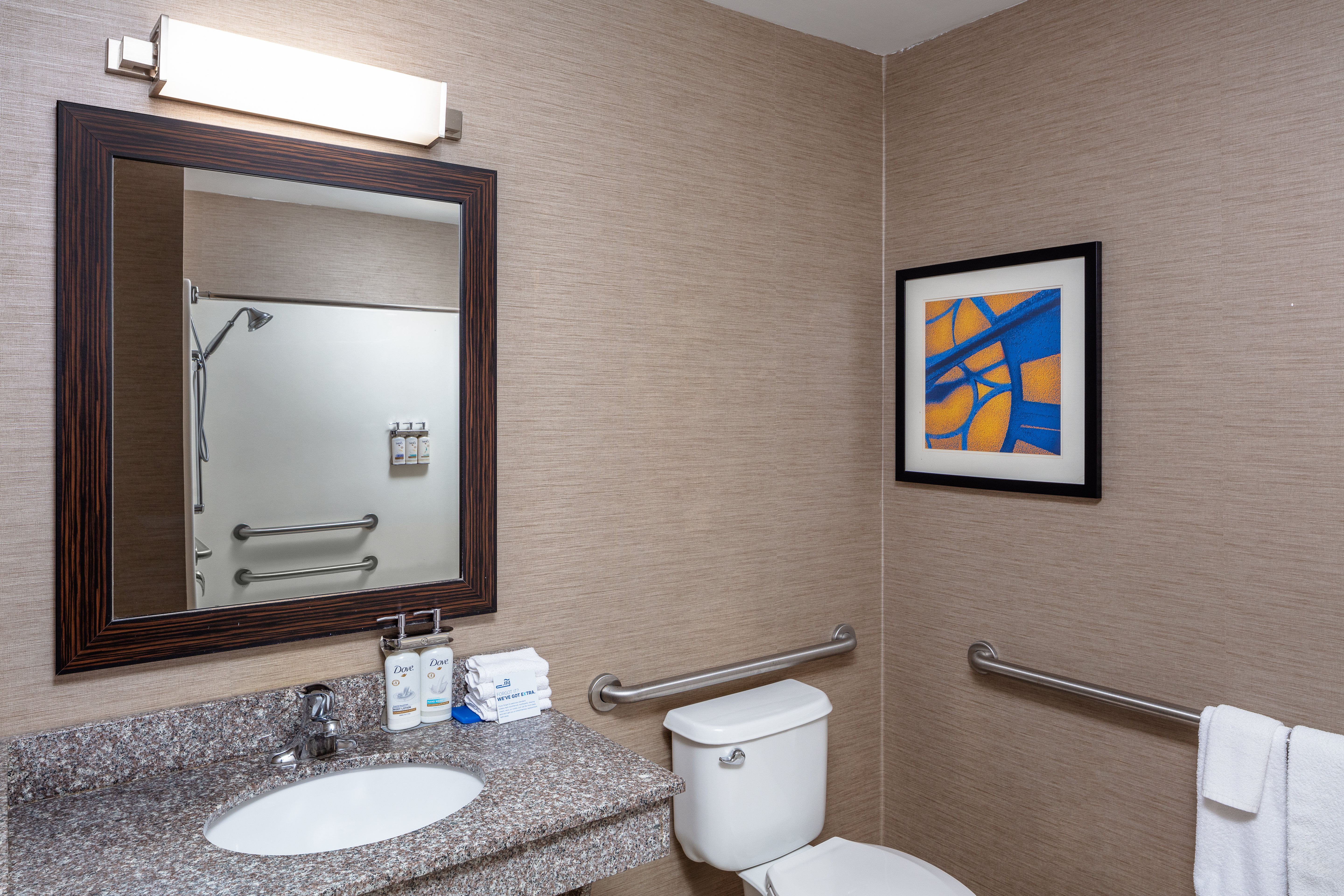 غرفة بسريرين مزدوجين لذوي الإعاقة، Holiday Inn Express Hotel & Suites St. Louis West-O Fallon 2/3