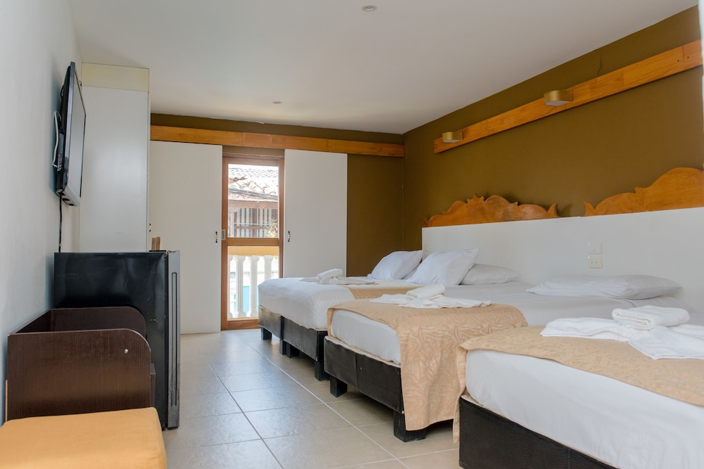 Cartagena Royal Inn 10/69