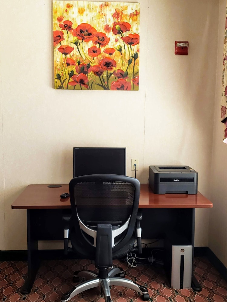 Days Inn By Wyndham Jefferson City 22/24
