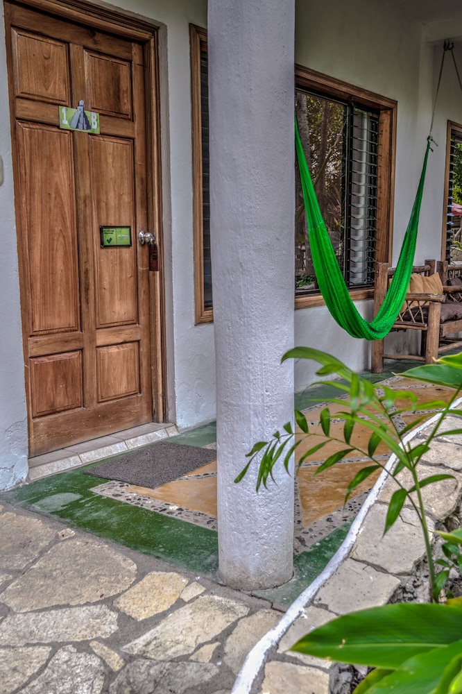 Hotel Jaguar Inn Tikal 61/70