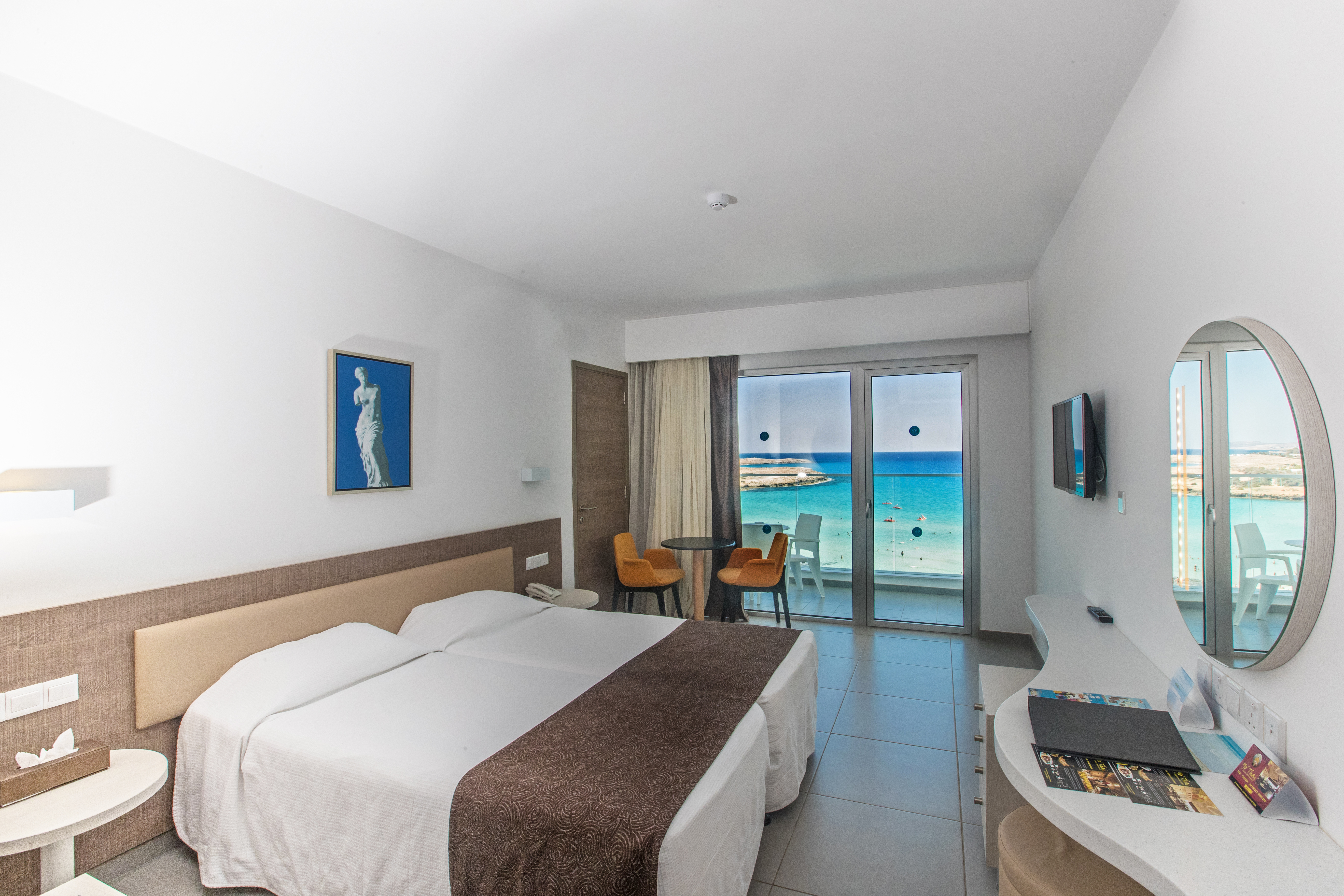 ROOM, DOUBLE OR TWIN BED, SEA VIEW