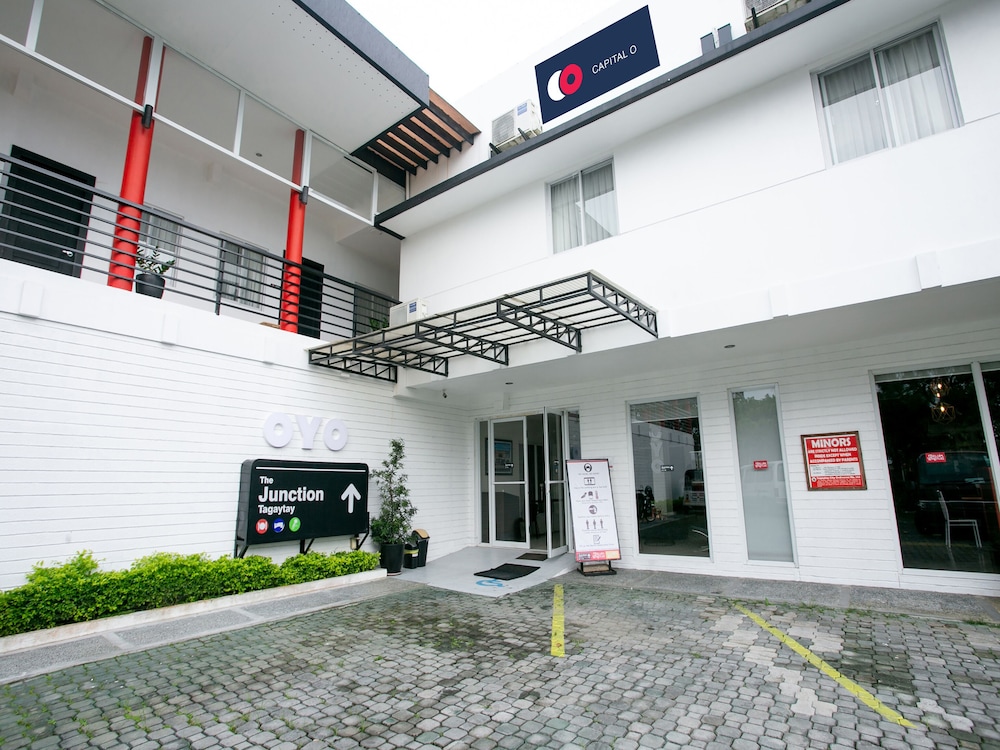 Capital O 642 The Junction Tagaytay 3/29