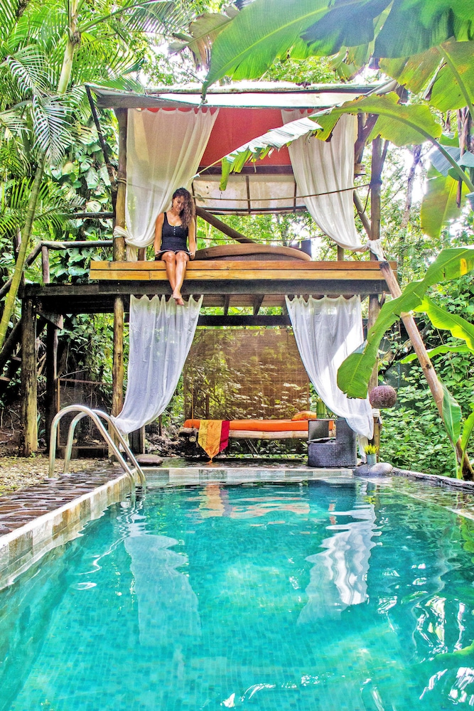 Canaima Chill House 46/50