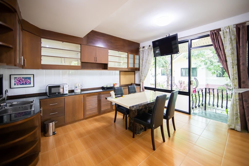 Chayada Garden House And Resort Hotel 33/50