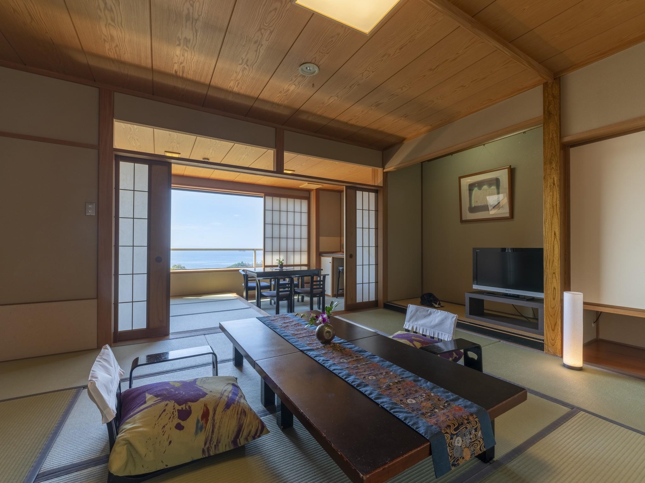 Japanese, West, 3 Futon Beds, Annex