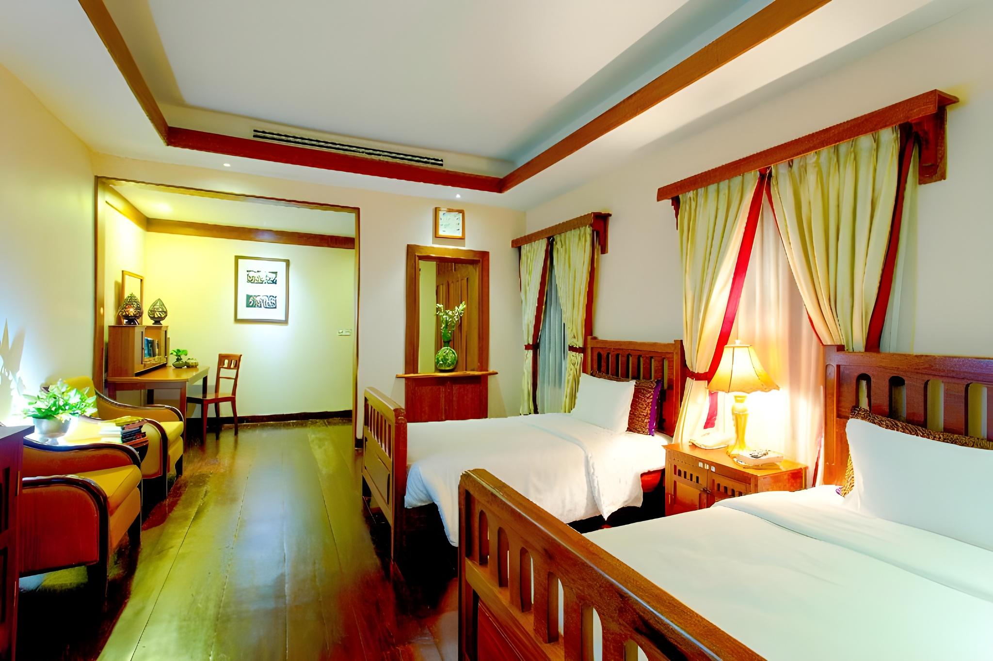EXECUTIVE BUNGALOW