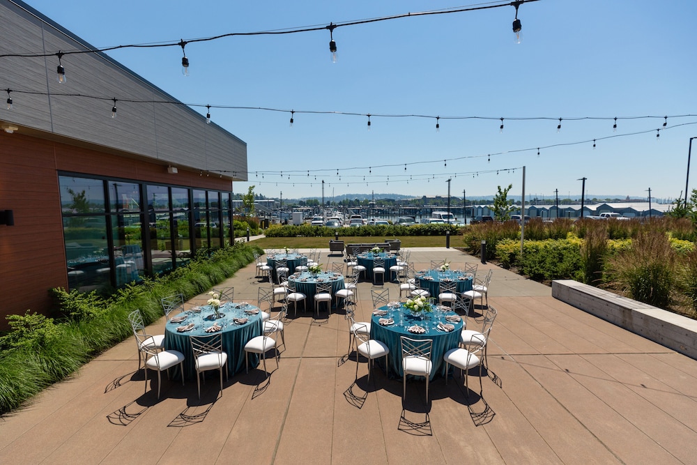 Hotel Indigo Seattle Everett Waterfront 28/61