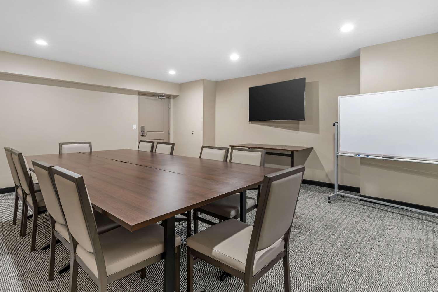 Country Inn & Suites by Radisson, Vallejo Napa Valley, CA 31/35
