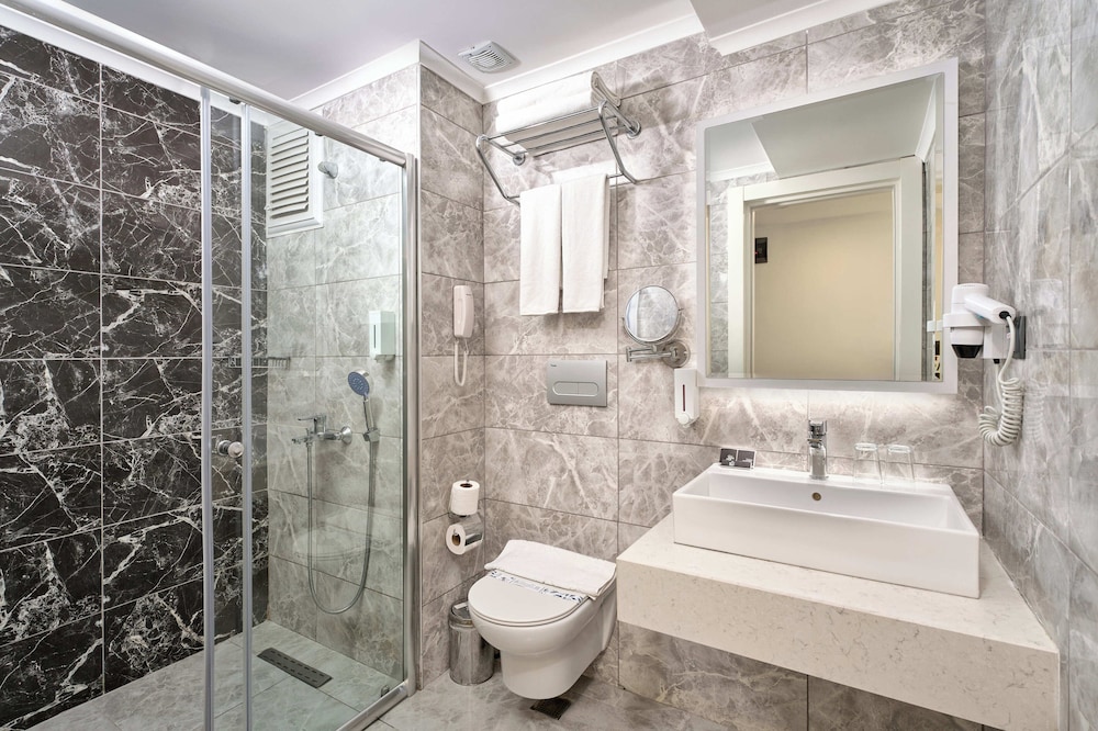 Grand Uysal Beach and Spa Hotel 49/50