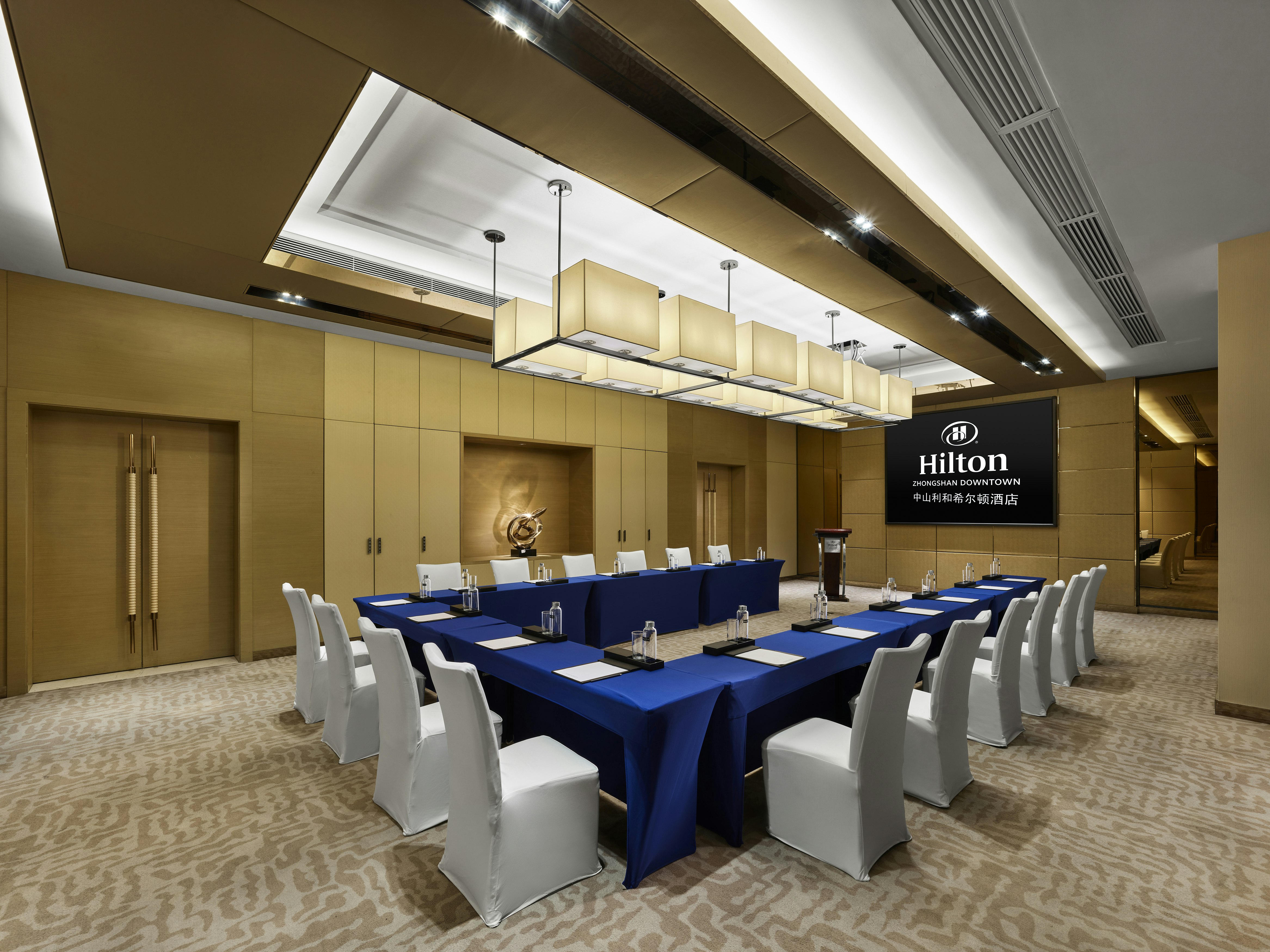 Hilton Zhongshan Downtown 66/74