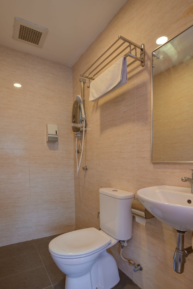 GM HOTEL SUNWAY METRO 57/57