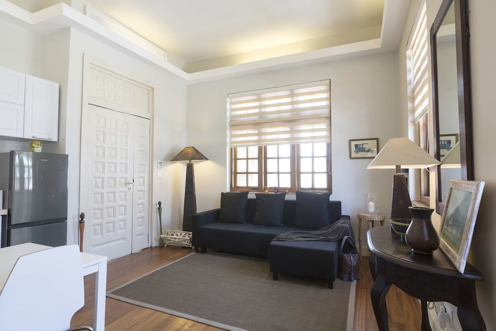 Olma Colonial Suites 36/66
