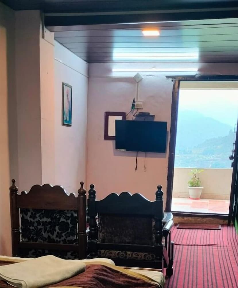 Hotel Kausani Retreat 5/48