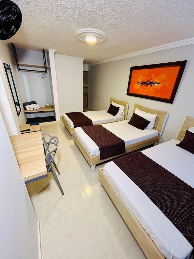 Hotel Plazuela Real 7/24