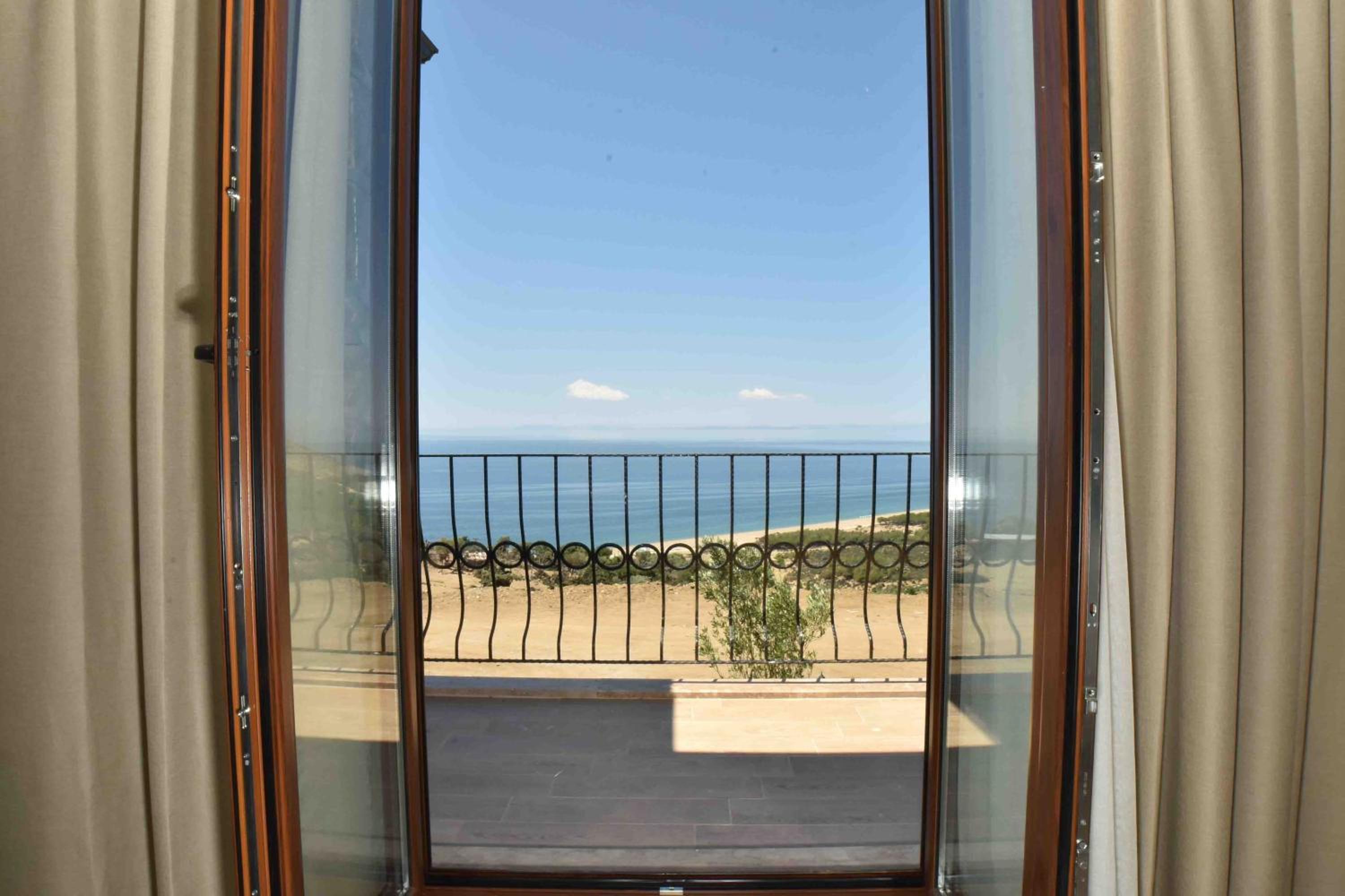 Limnos Otel 14/15