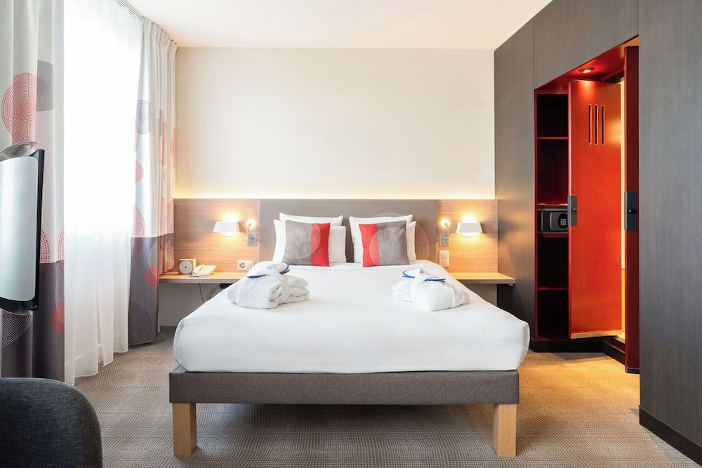 جناح تنفيذي بسرير مزدوج وسرير فردي، Novotel Suites Geneve Aeroport 2/10