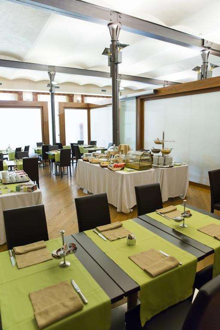 Hotel Barrage 25/42