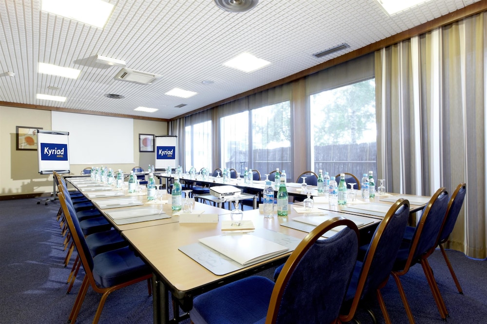 Kyriad Bonneuil Sur Marne 40/50