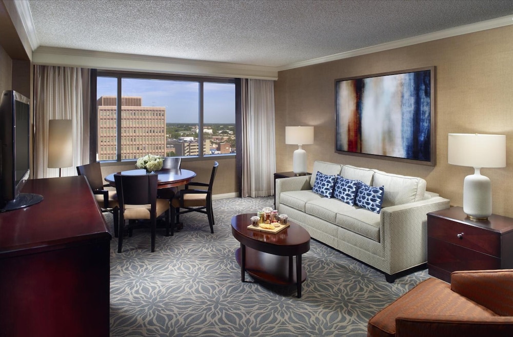 Marriott Jacksonville Downtown (ex. Omni Jacksonville Hotel) 44/64