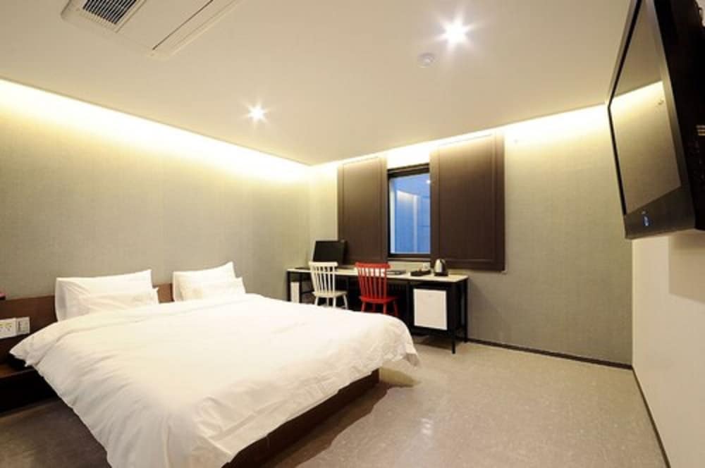 Room, King Bed