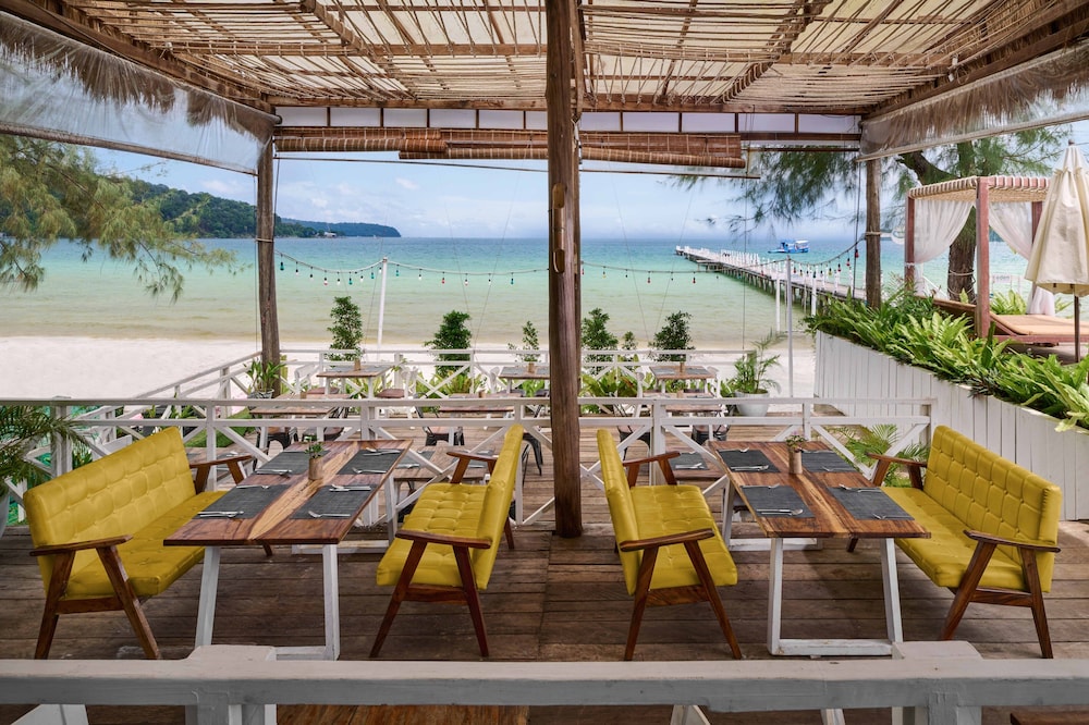 Eden Beach Resort By EHM 33/50