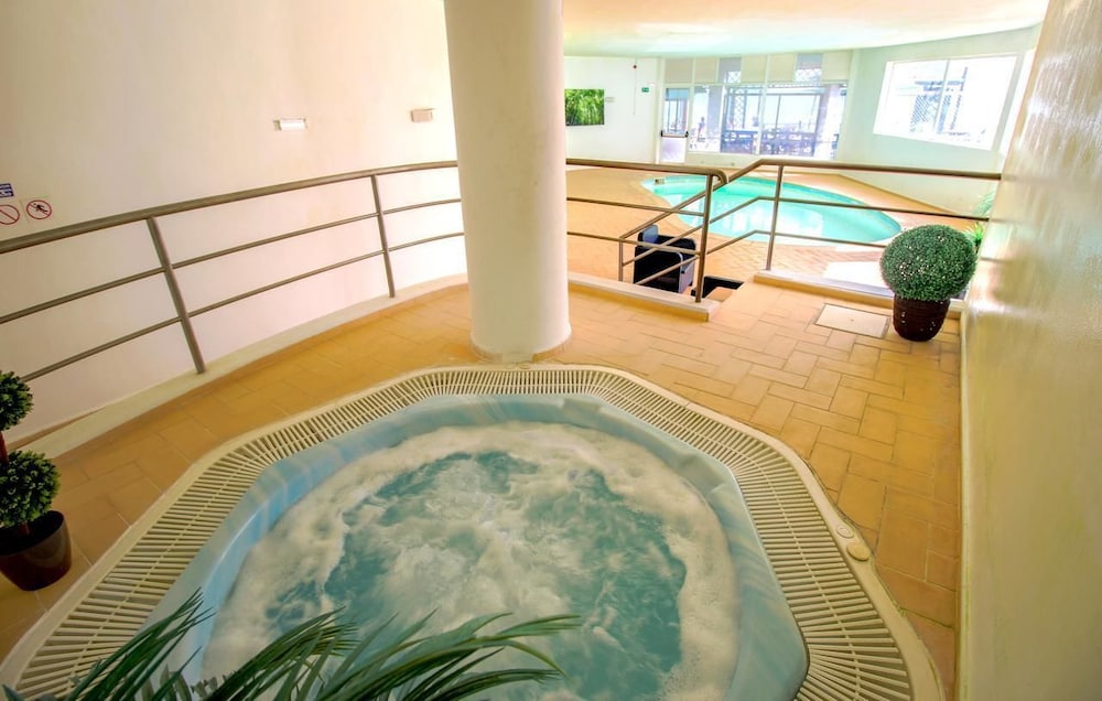 BORDA D AGUA APARTMENTS 27/75