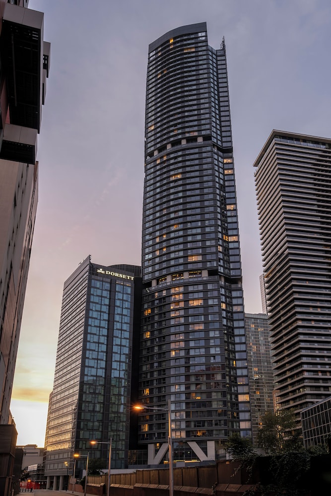 Dorsett Canary Wharf 2/45