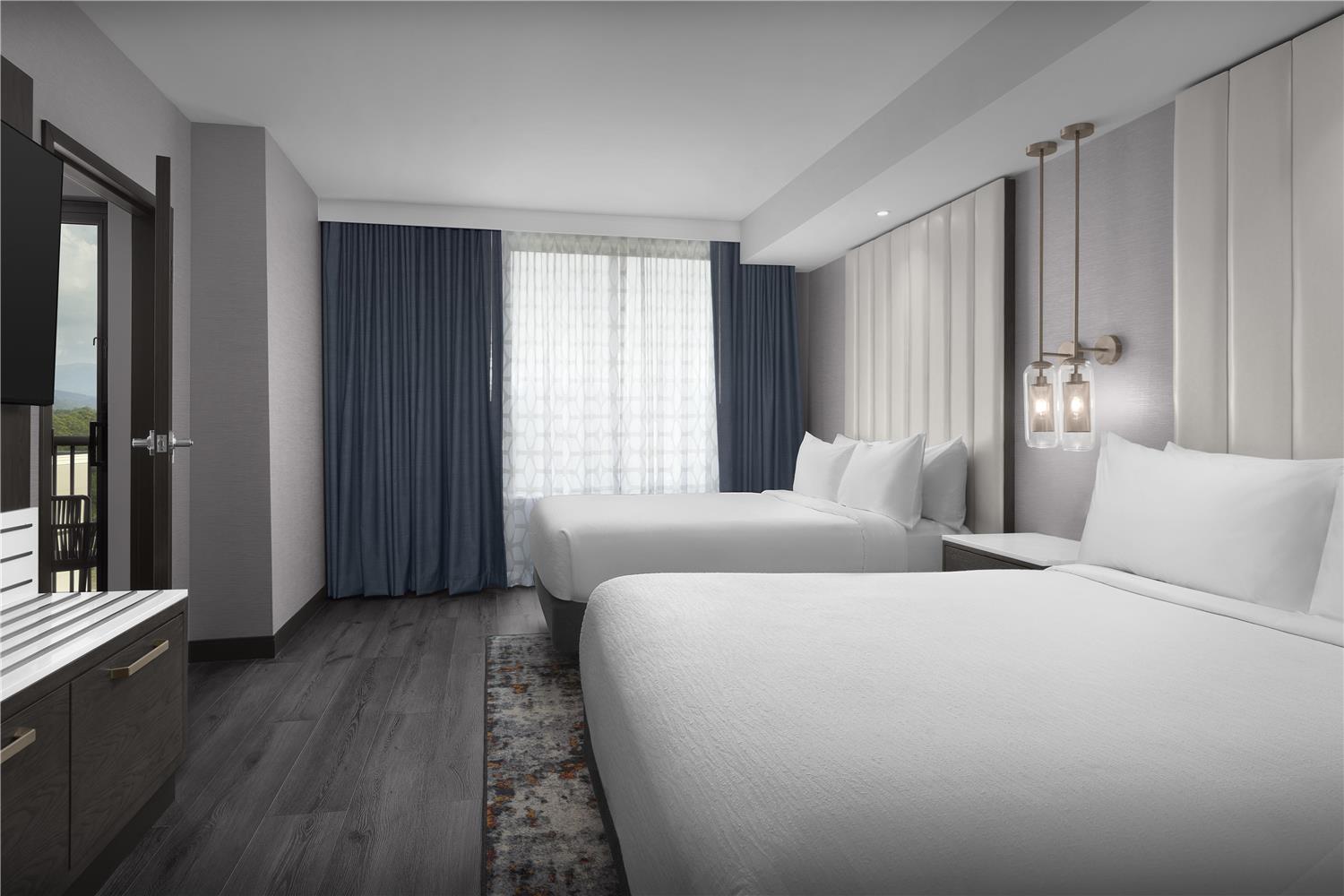 2 ROOMS, SUITE, 2 QUEEN BEDS, BALCONY