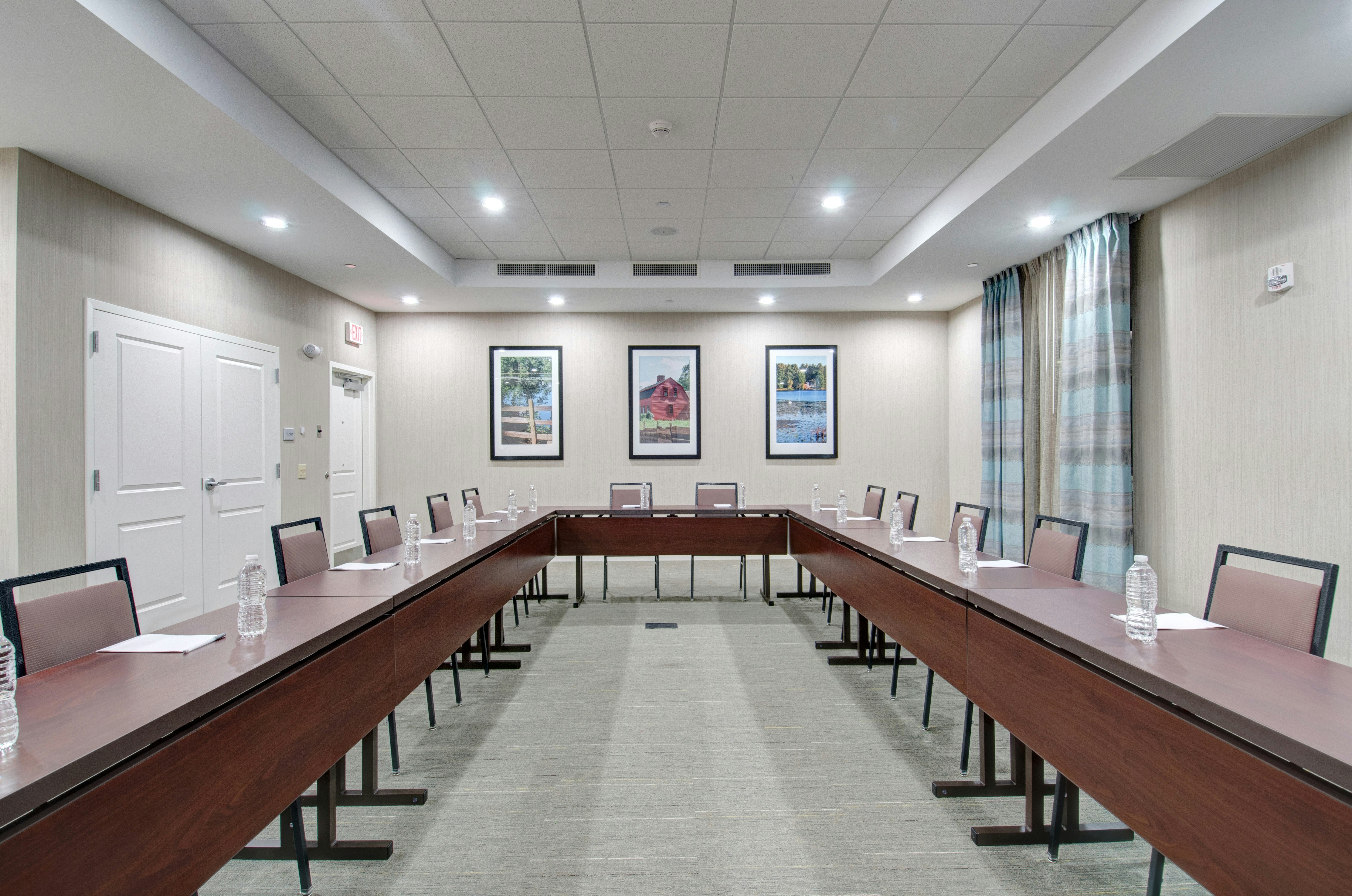 Hampton Inn Boston - Westborough 33/43