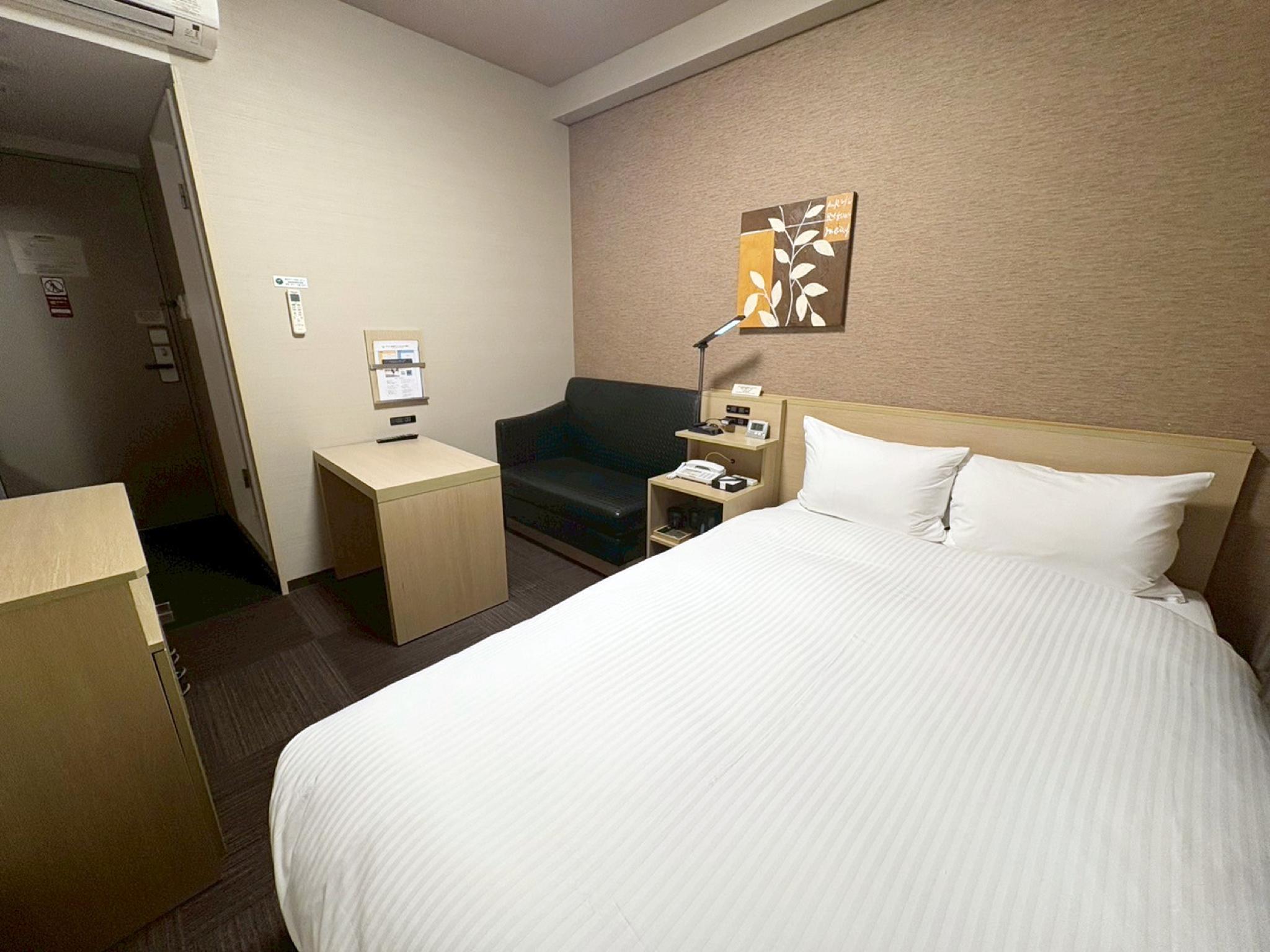 Semi Room, Single Bed, Semi Double Bed