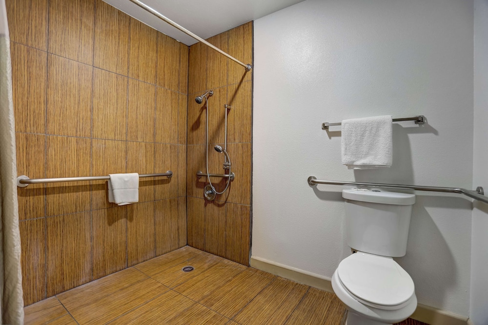 Motel6 Anderson, CA - Redding Airport 38/39