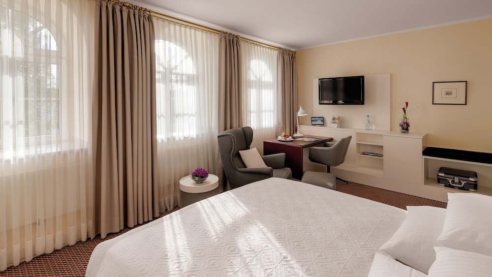 Ringhotel Rheinhotel Dreesen 7/41