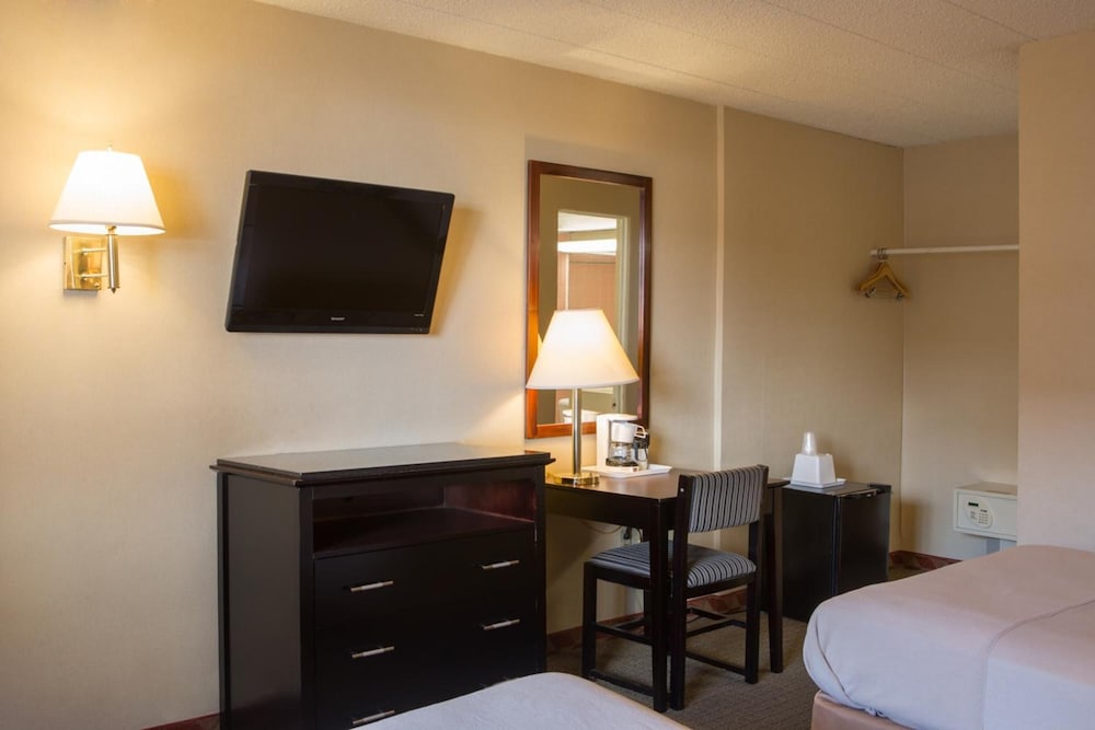 Atlantic Motor Inn Near Boardwalk 26/39